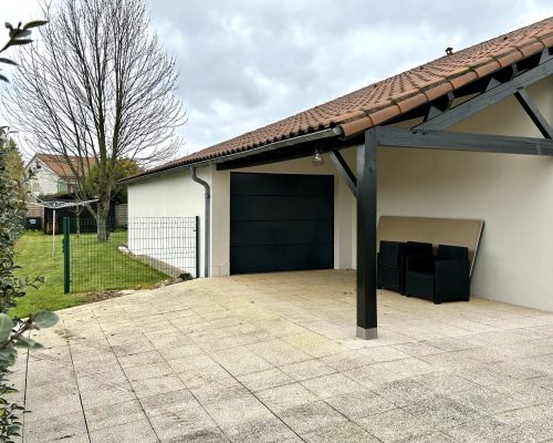 141044280_Vouneuil-sous-Biard- Maison d'architecte 6 pièces avec piscine..jpg